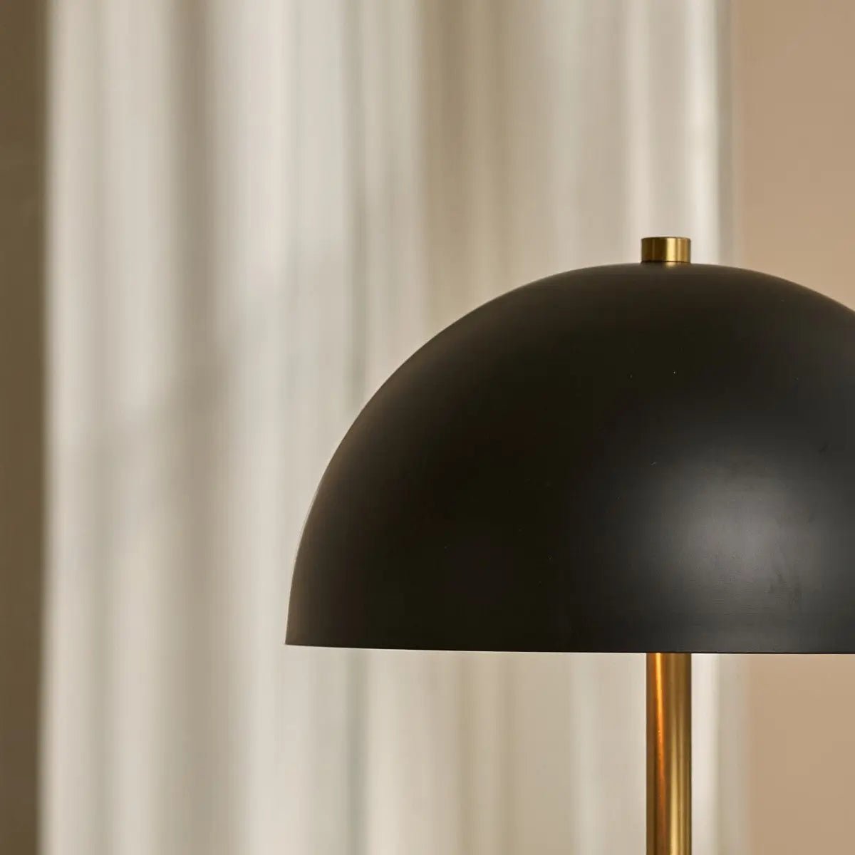 Lampa stołowa Lola czarno-złota 47 cm