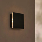 Kinkiet LED z drewna kauczukowego, czarny 14 × 14 cm